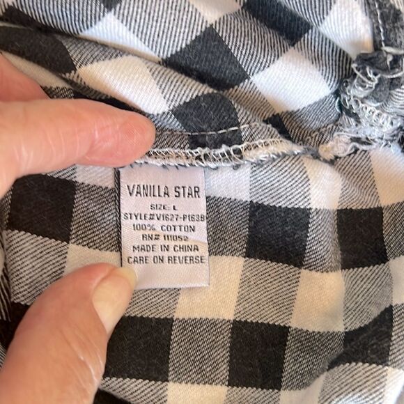 Vanilla Star Ladies Button Down Long Sleeve Plaid Shirt ~ Size Large - Picture 5 of 6